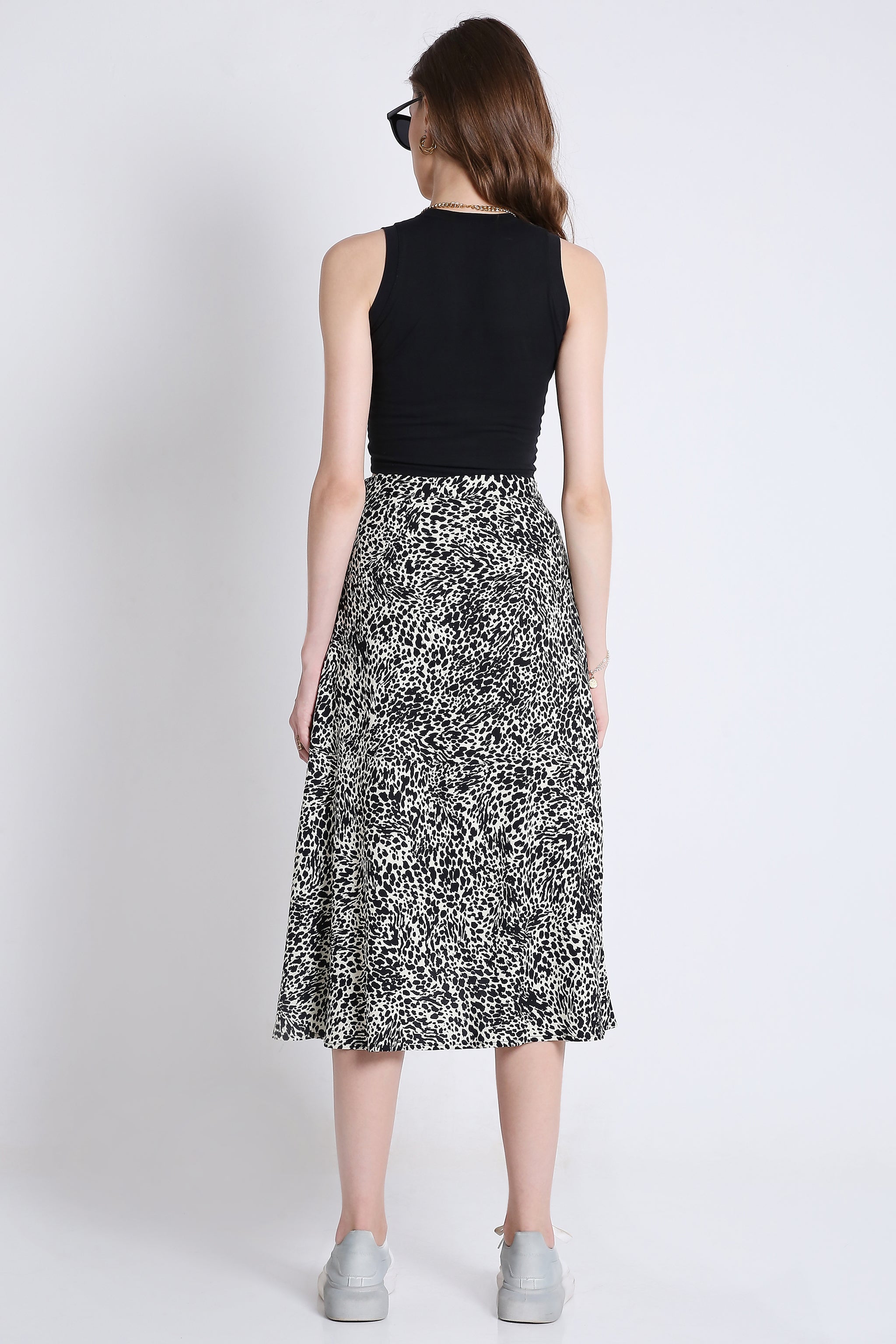 Black and white wrap hotsell around skirt