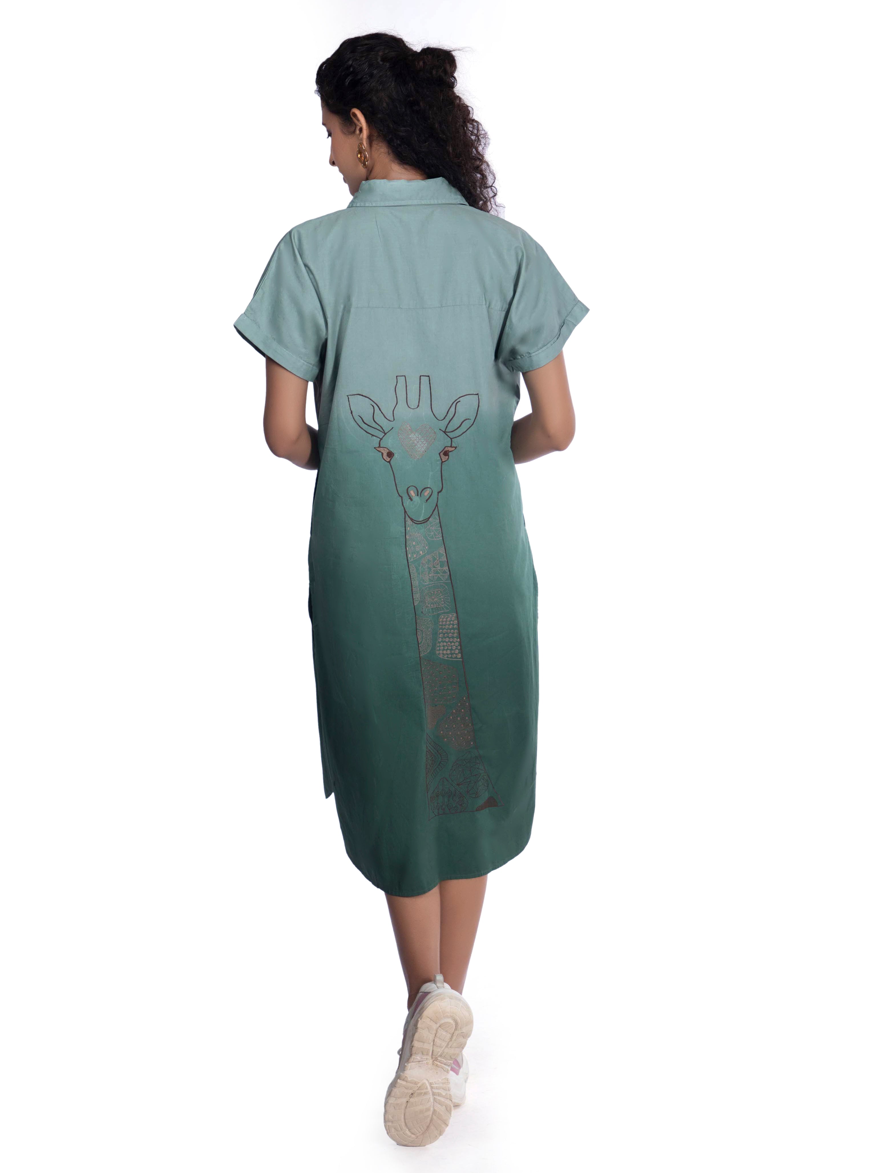 White & Green Dip-Dye Shirt Embroidered Giraffe Detail Dress